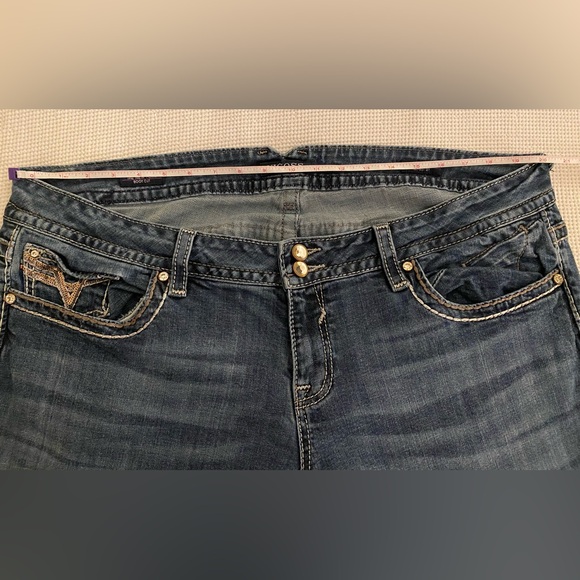 Vigoss Blue The New York Bootcut Jeans with V-Stitch Embellishments - Picture 8 of 8